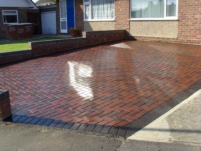 Looking for Professional Driveway Cleaning Services? Free Quotes, No Hidden Charges. Contact Us Today.